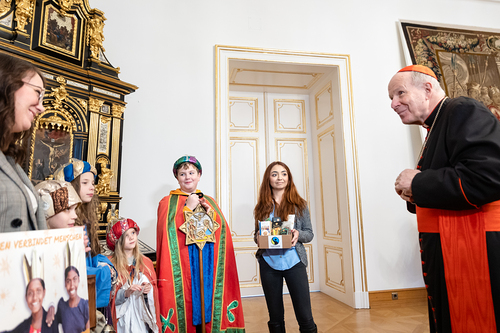 Sternsinger beim Kardinal / Erzdiözese Wien/ Schönlaub